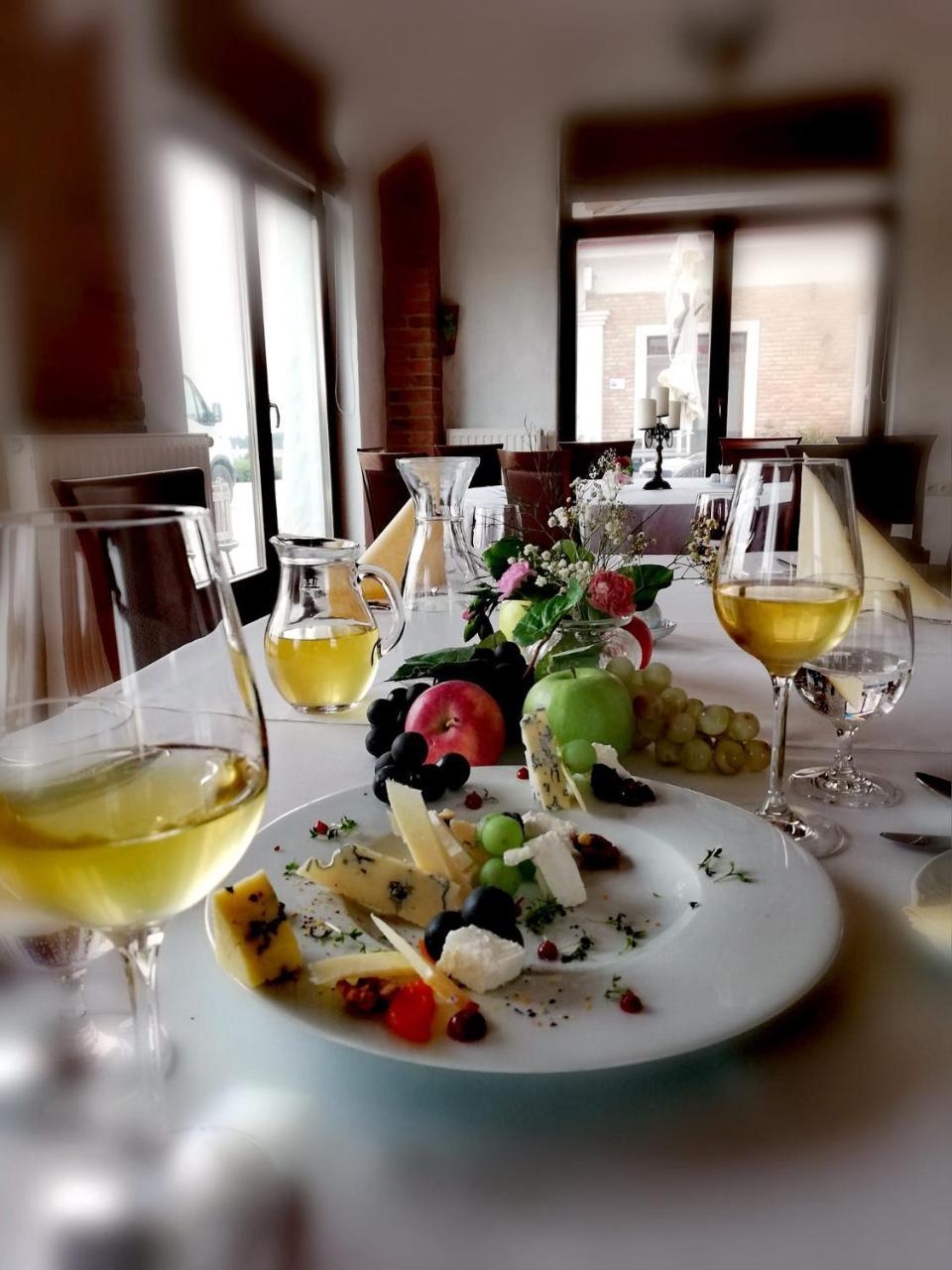 Svaty Peter St Peter Vini酒店 外观 照片